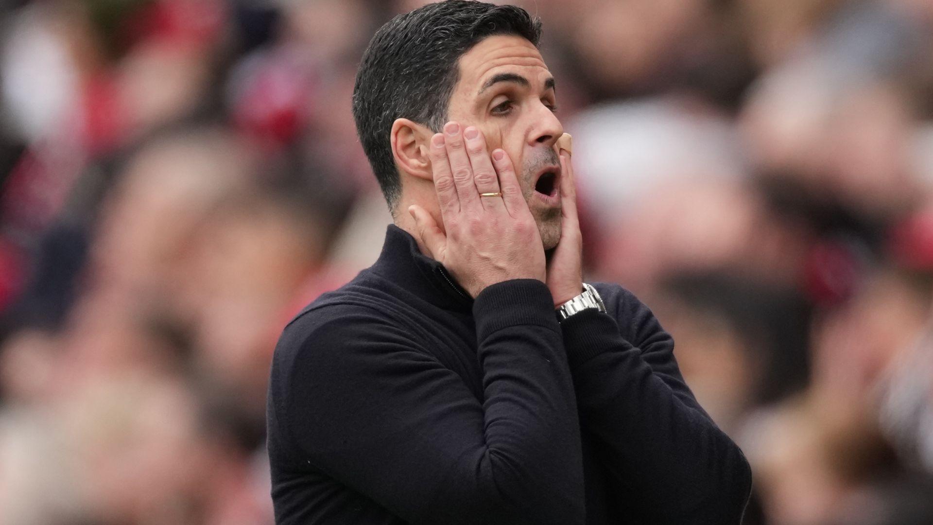 GA黄金甲平台-内维尔放话：阿森纳想夺冠得先治&amp;quot;想太多&amp;quot;的病